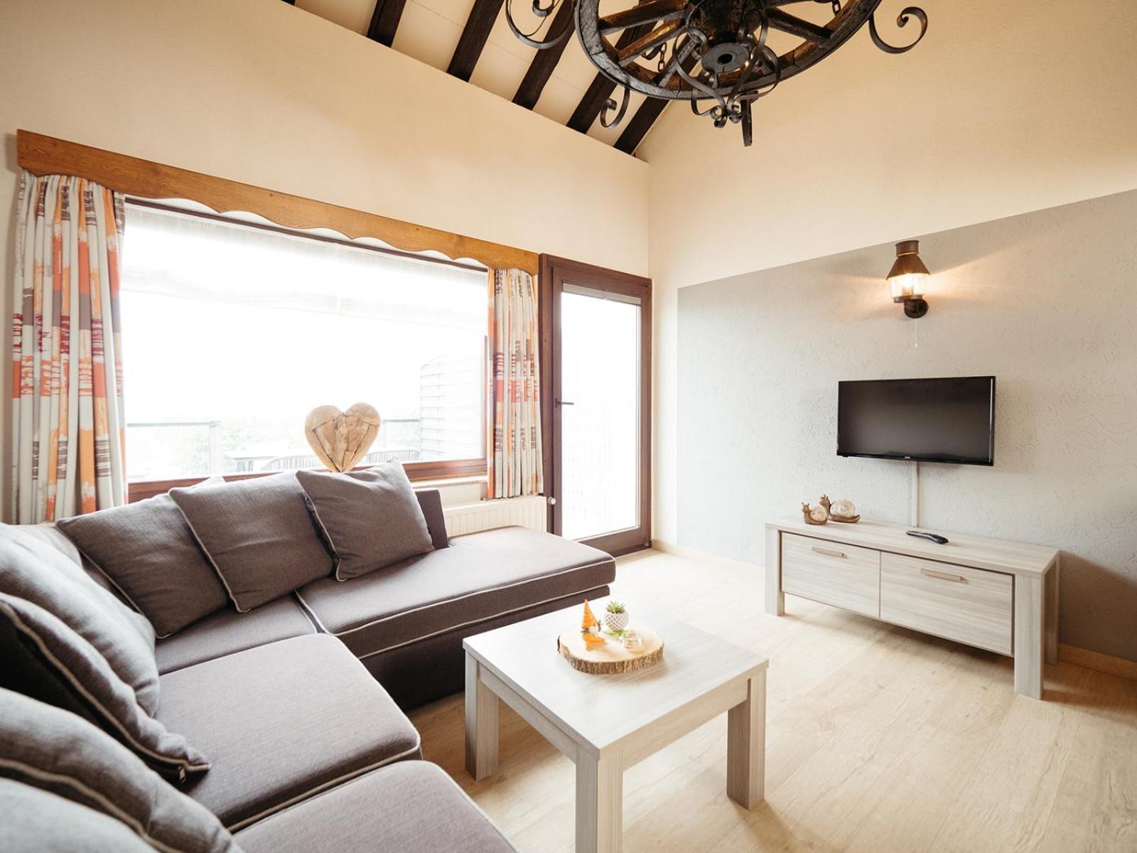 Appartement Am Hohenbusch Burg Reuland Esterno foto